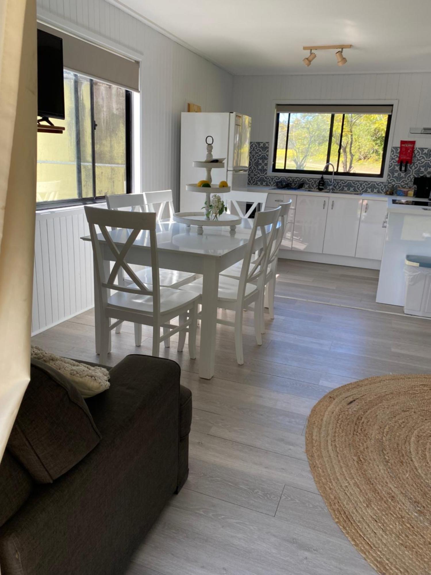 Hunter Hideaway Cottages Rothbury ภายนอก รูปภาพ